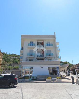 6 LOCALI A AGROPOLI