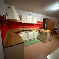 cucina sbiancata rustica