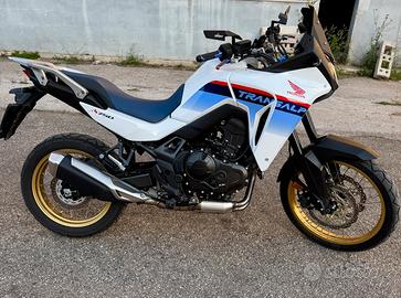 Honda transalp 750XL 2023 - trattabile
