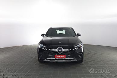 MERCEDES-BENZ CLA sse GLA GLA 200 d Automatic 4M