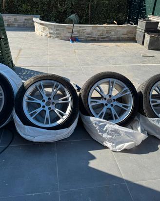 Tesla Y Gemini 19” + invernali + TPMS