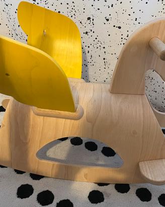 Cavallo a dondolo legno
