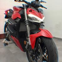 Ducati Streetfighter V2 - 2023 KM 3000 UNIPRÒ