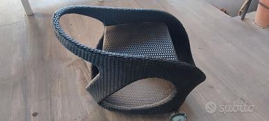 Carrello in rattan