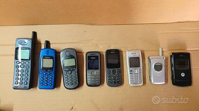 collezione di telefoni cellulari GSM
