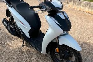 Honda SH 150 sport