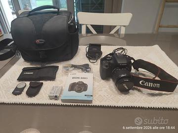 Canon eos 600d + accessori reflex
