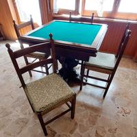 Tavolo in legno quadrato trasformabile + 4 sedie