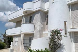 PORZIONE DI BIFAMILIARE A MANFREDONIA