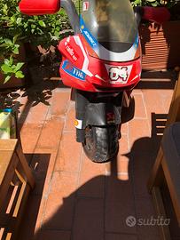 triciclo elettrico ducati peg perego