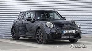 Mini one 2022 2023 frontale musata