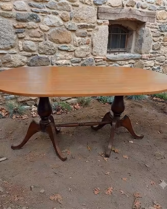 Tavolo ovale