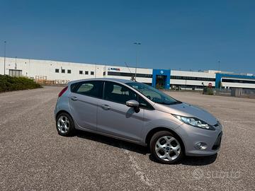 Ford fiesta 5p 1.4 TDCI