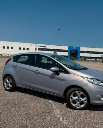 Ford fiesta 5p 1.4 TDCI