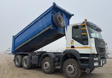 Iveco Trakker 440 8x4 Autocarro ribaltabile