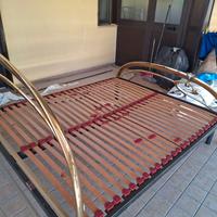 Rete matrimoniale senza spalliera e pediera