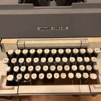 Macchina da scrivere olivetti linea 98