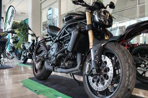 Benelli 752 S AZIENDALE (PARI AL NUOVO)