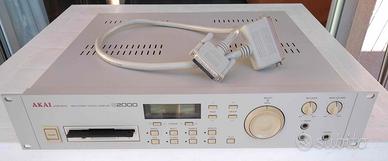 Campionatore Akai S2000