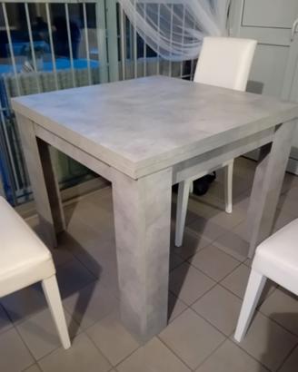 Tavolo grigio da pranzo allungabile