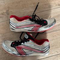 Scarpe chiodate Kalenji n.42 leggere e resistenti