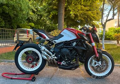 Mv agusta brutale Dragstar 800