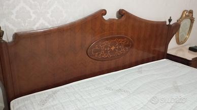 LETTO IN LEGNO INTARSIATO