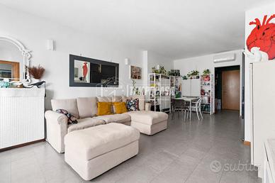 Elegante bilocale con terrazzo nel cuore dei Navig