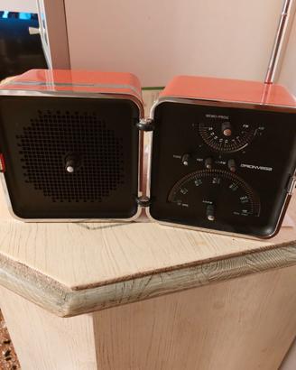 radio cubo Brionvega