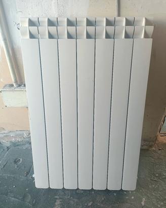 termosifone 7 elementi 25€