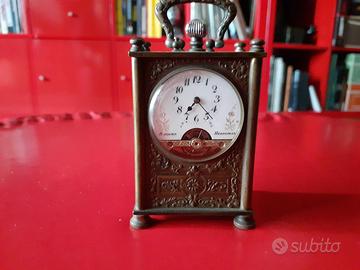 antico orologio da tavolo