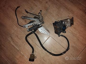 Impianto frenante posteriore Yamaha R1 1998-2001