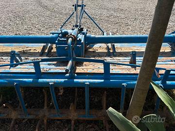 Fresa .Attrezzo agricolo