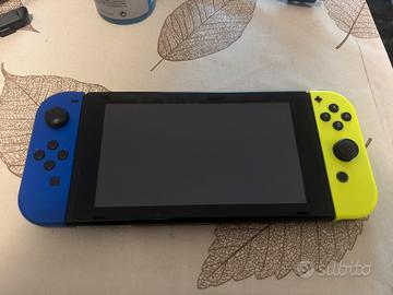 Nintendo Switch (Standard)