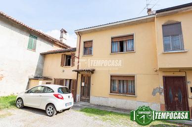 3 LOCALI DA RISTRUTTURARE