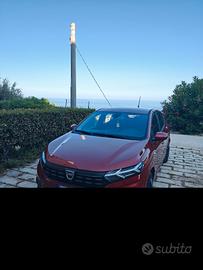 Dacia Sandero GPL  2 anni di garanzia 29/11/ 2021 