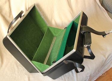 Borsa usata per macchina forografica