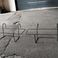   3 balconette in filo sottile e 2 in ferro