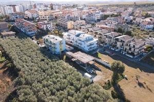 Terreno con fabbricato in costruzione