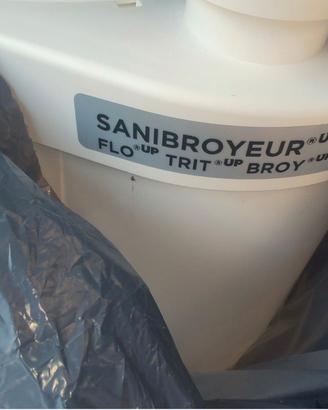 Sanitrit Wc SANIBROYEUR originale SFA come nuovo