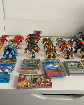 Lotto di 26 Gormiti + 109 carte varie serie