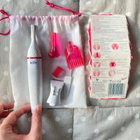 Rasoio VEET Sensitive precision Usato poche volte