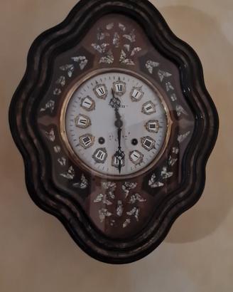 antico orologio a pendolo