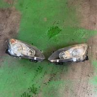 Fanali anteriori Opel Corsa D
