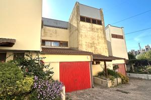 Villetta a schiera in zona residenziale