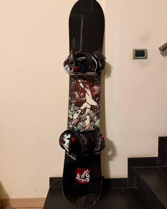 Tavola da snowboard  burton 156 + attacchi burton