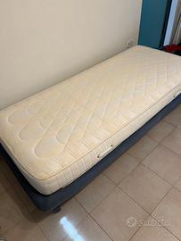 Letto singolo con materasso