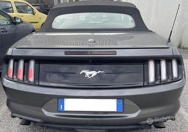 Mustang cabrio 2.3 ecoboost perfetta 30.000 km