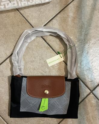Longchamp taglia l nera