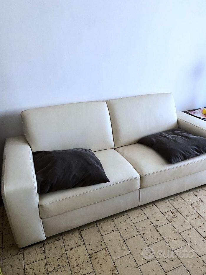 Divani in pelle poltrone e sofa Mobili usati - Main Image